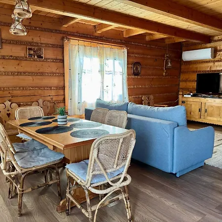 Villa Lesna *